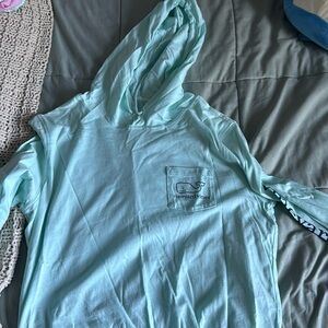 Vineyard vines long sleeve with hood
